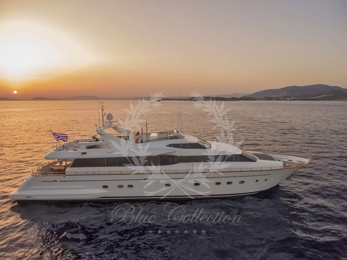 Luxury Yacht for Charter | M/Y FALCON | 100 ft | 5 Cabins | Guests 12 | Crew 6