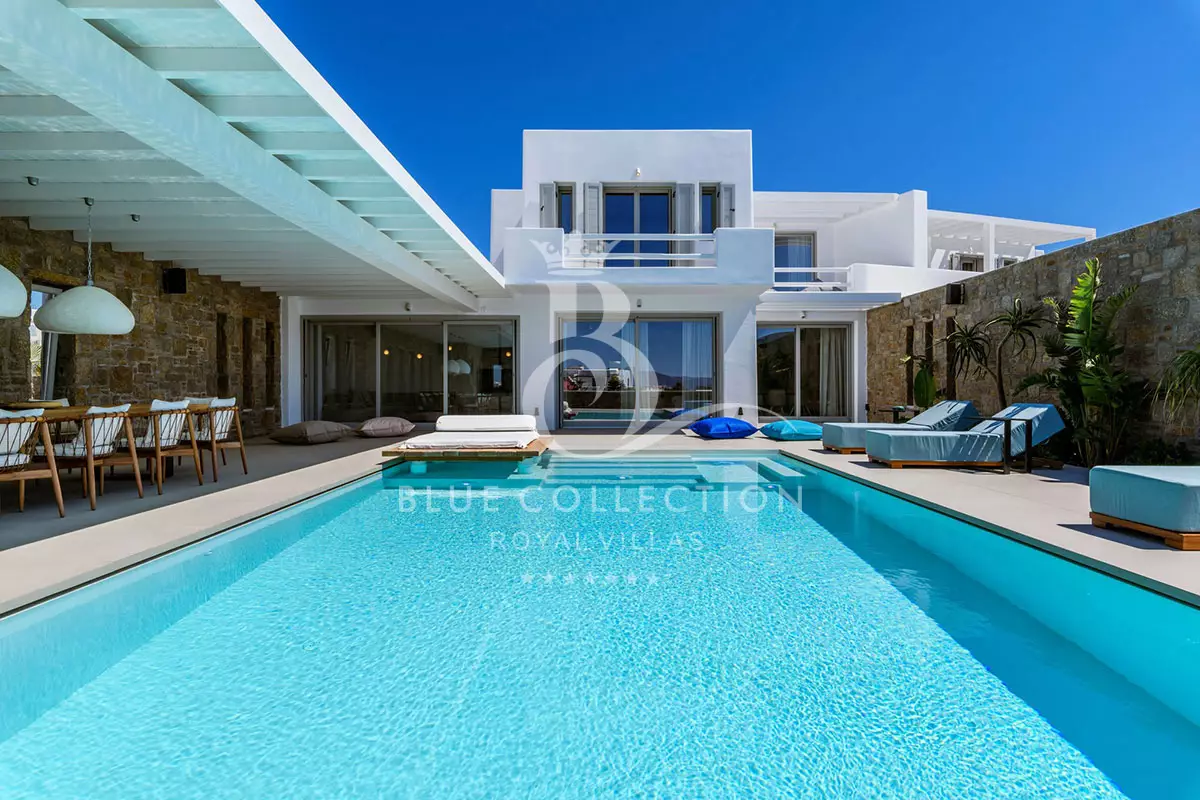 Private Villa for Rent in Mykonos – Greece | Mykonos Town | Private Pool & Jacuzzi | Sea & Sunset View | Sleeps 4 | 2 Bedrooms | 2 Bathrooms | REF: 180413234 | CODE: MTS-8